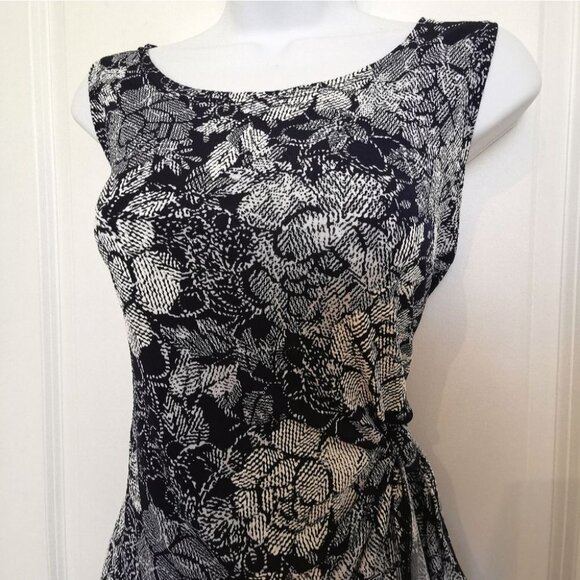 Nwot navy blue and white floral faux wrap around dress jersey size M - Picture 9 of 12
